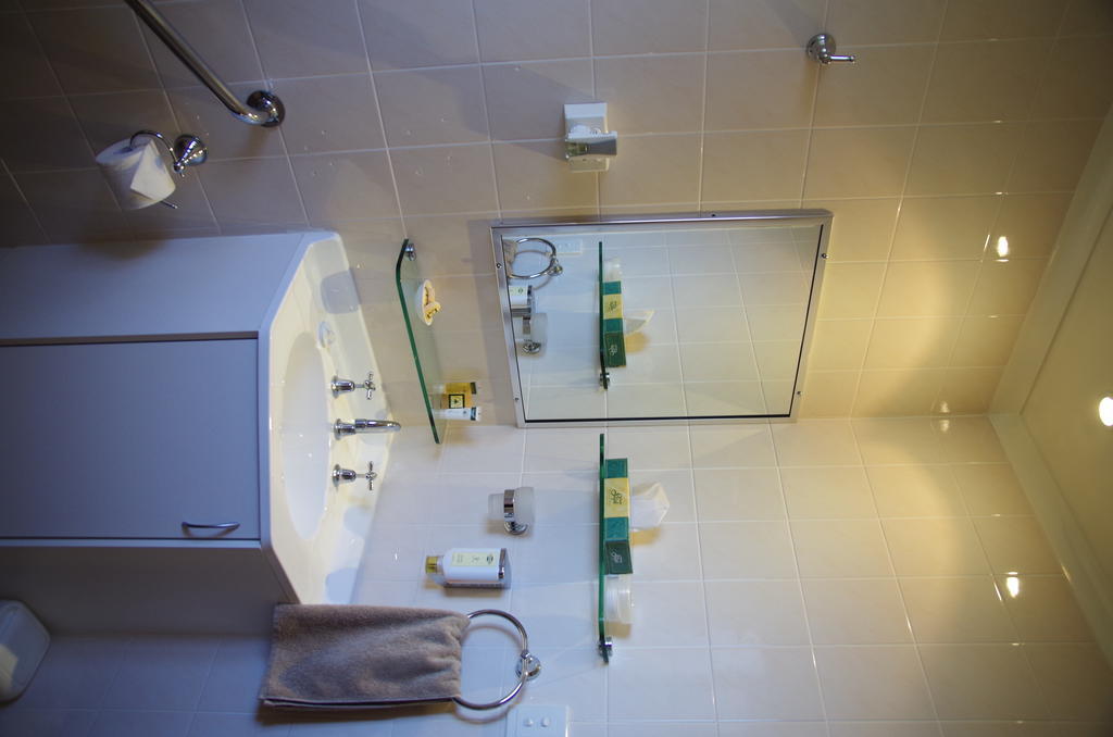 Stannum Lodge Motor Inn Станторп Стая снимка