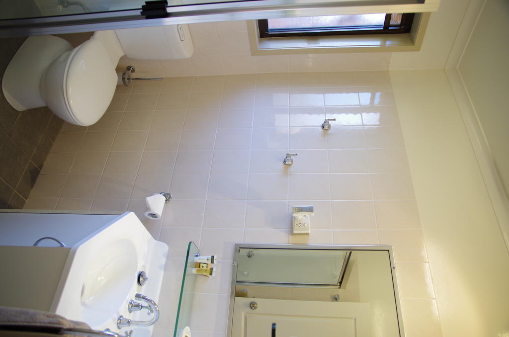 Stannum Lodge Motor Inn Станторп Стая снимка